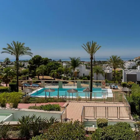 Apartamento Seaview 2br Penthouse With Terrace & Pool Access Estepona