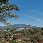 Seaview 2br Penthouse With Terrace & Pool Access Estepona