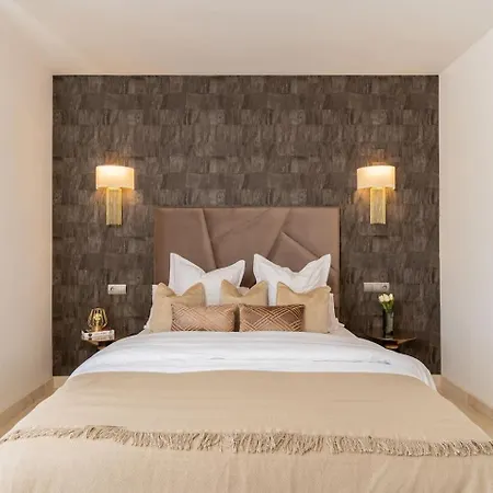 דירה Seaview 2Br Penthouse With Terrace & Pool Access *