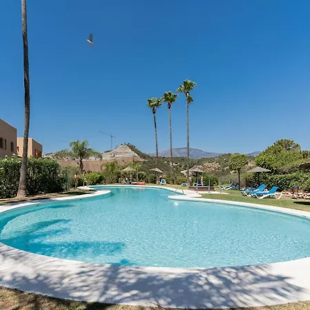 Seaview 2br Penthouse With Terrace & Pool Access Appartement Estepona