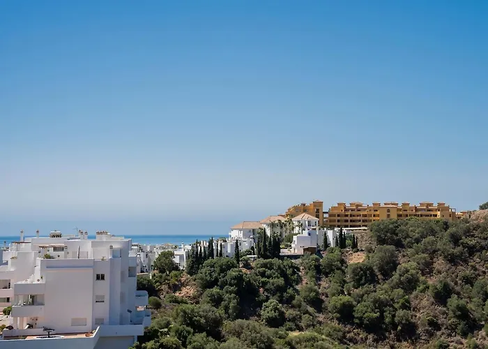 Seaview 2br Penthouse With Terrace & Pool Access Διαμέρισμα Εστεπόνα