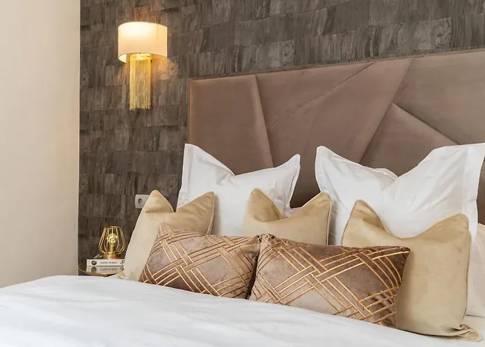 Apartment Seaview 2br Penthouse With Terrace & Pool Access