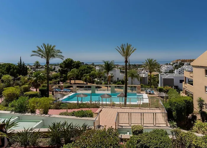 Apartment Seaview 2br Penthouse With Terrace & Pool Access Estepona